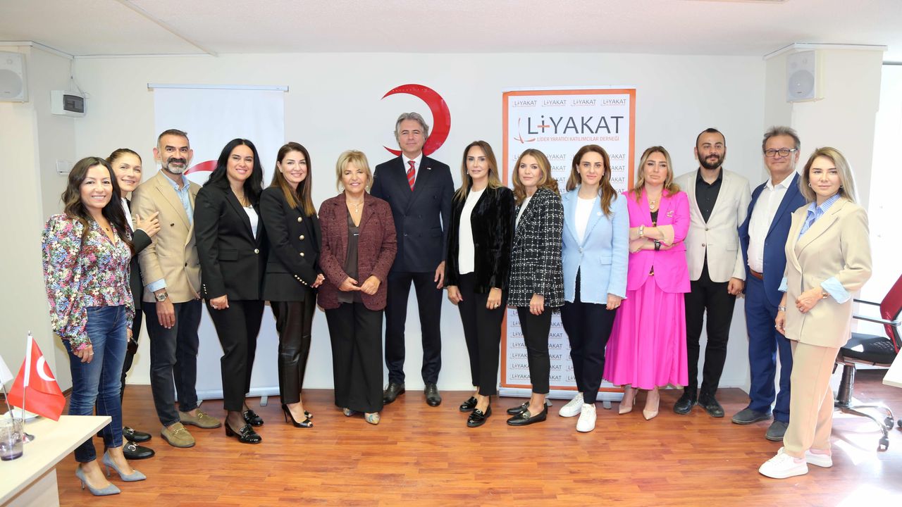 Türk Kızılay İzmir Kadın ve LİYAKAT ortaklığı başladı