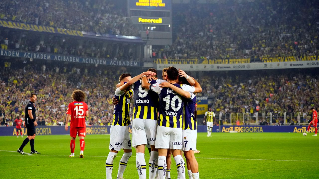 Fenerbahçe rekorunu egale etti