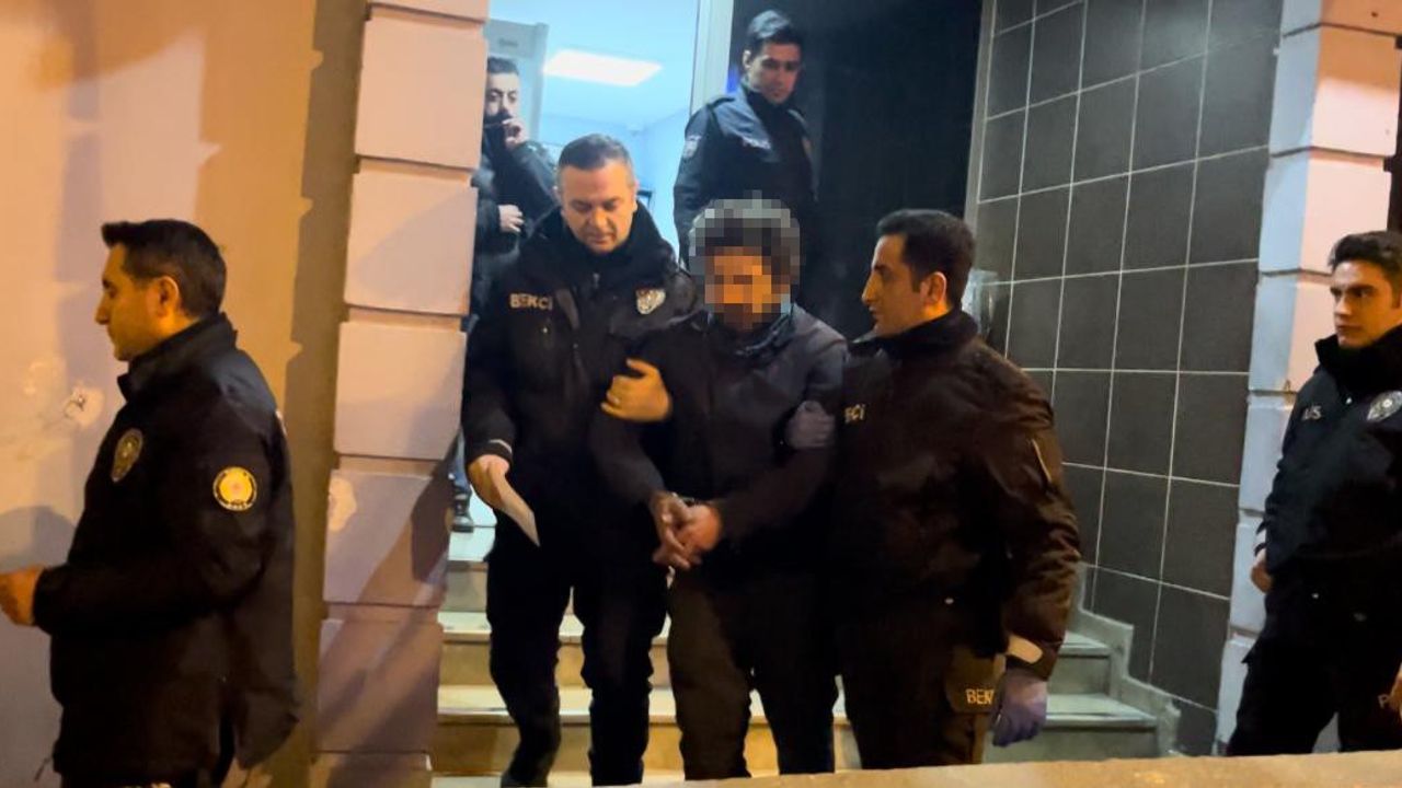 Bursa'da gece bekçileri tarihi eser kaçakçısını yakaladı!