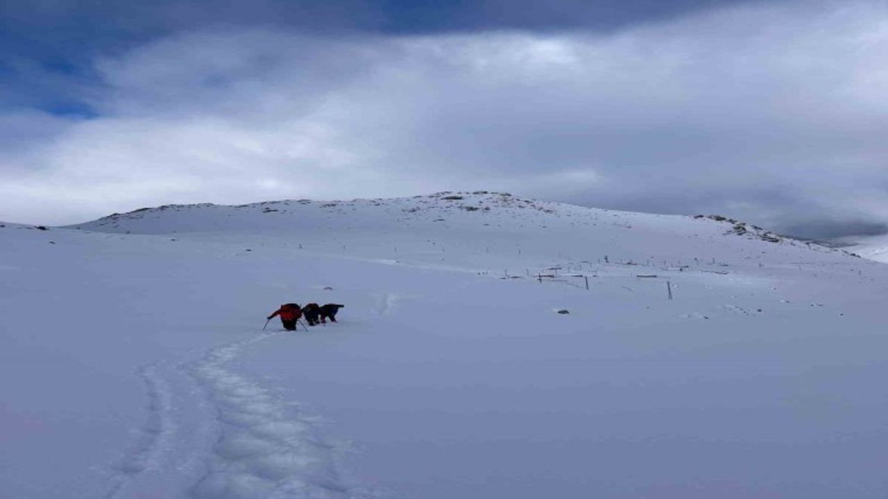 ATAK, Karagöl Dağı'na kış tırmanışı ile kazalara hazırlığını gösterdi
