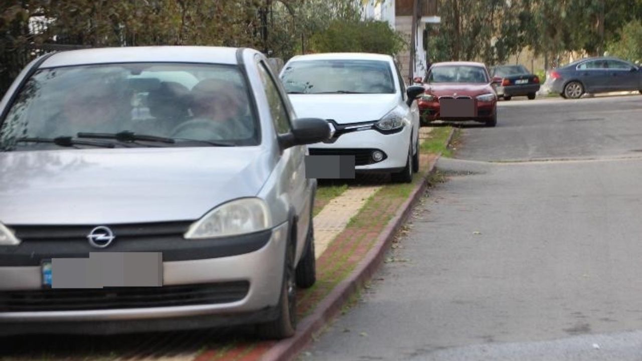 Aydın'da duyarsız sürücüler görme engelliler için tehlike saçıyor