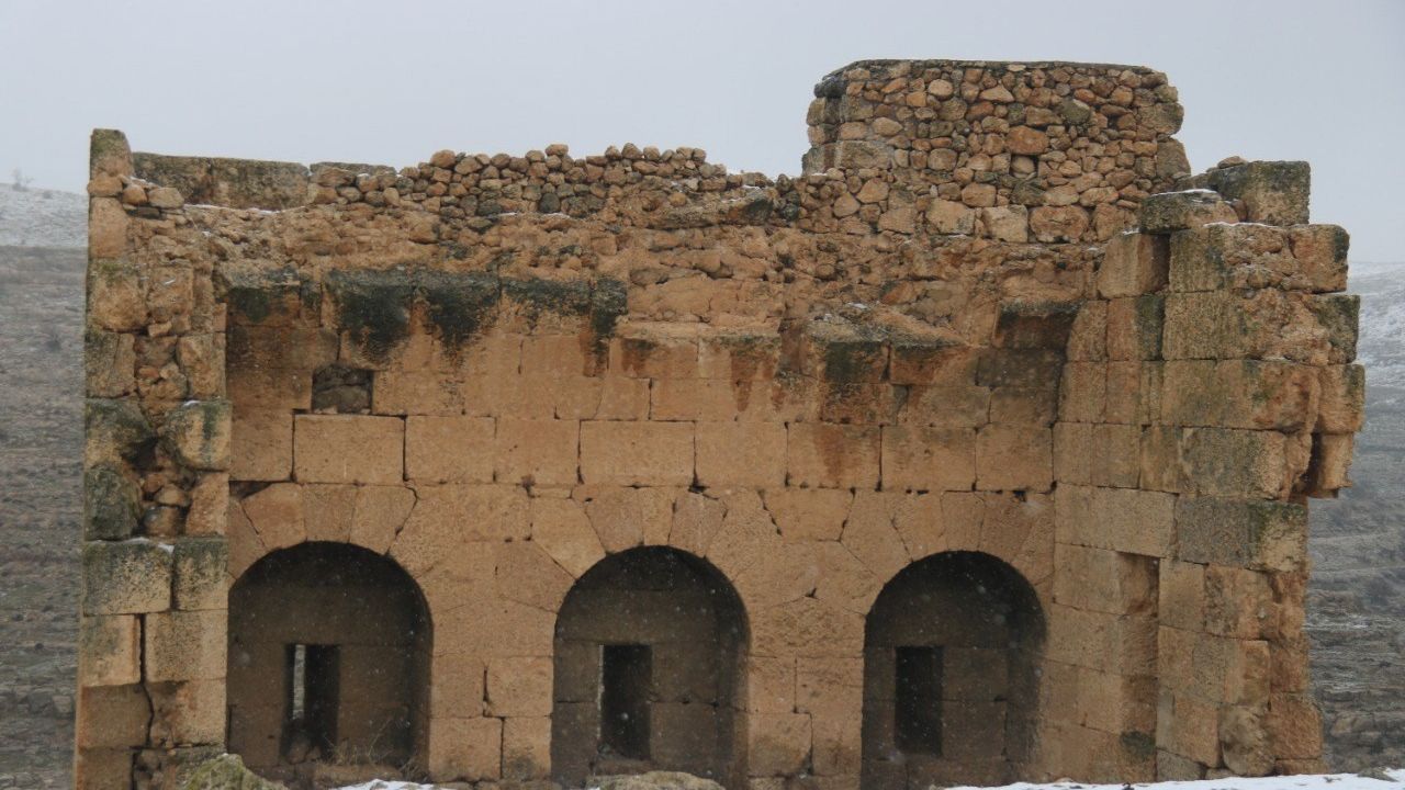 Mardin'de Roma döneminden kalma tarihi köy Hisarkaya keşfedilmeyi bekliyor