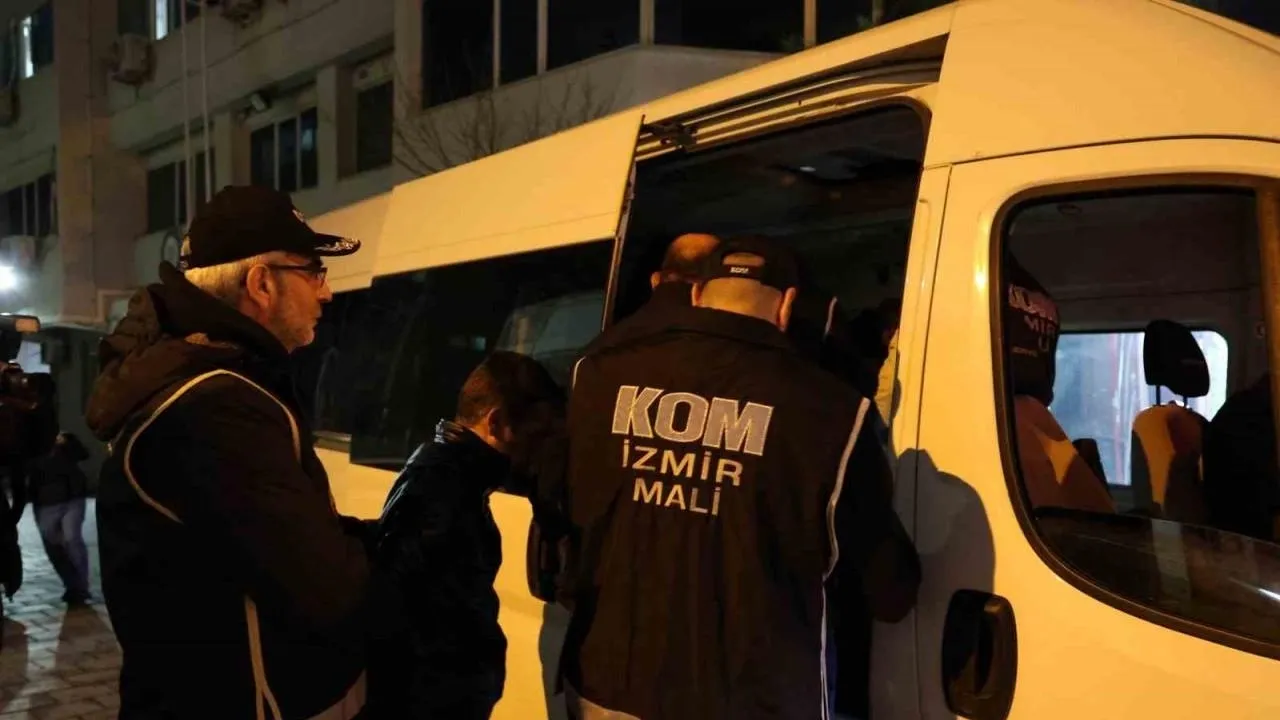 İzmir Son Dakika: Çeşme'de tarihi kara para aklama operasyonunun ikinci dalgasında 6 kişi daha tutuklandı!