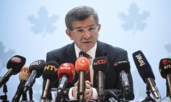 Ahmet Davutoğlu 2028 yılında Cumhurbaşkanı adayı mı olacak? Ahmet Davutoğlu Cumhurbaşkanı adaylığını mı açıkladı?