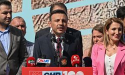 CHP Bahçelievler İlçe Başkanı Özgür Çelik, CHP İstanbul İl Başkanlığı'na adaylığını açıkladı