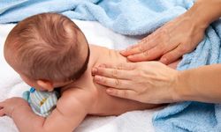 Bebekler İçin Losyon Seçimi Nasıl Yapılır? Bebek Cilt Bakımında Losyon Seçimi Nasıl Olmalıdır?