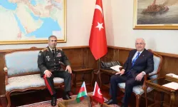 Milli Savunma Bakanı Yaşar Güler'den Azerbaycan'a destek telefonu: Her zaman yanınızdayız!