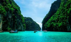 Phuket: Tayland'ın En Popüler Turistik Destinasyonu