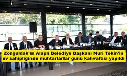 Zonguldak'ın Alaplı Belediye Başkanı Nuri Tekin'in ev sahipliğinde muhtarlarlar günü kahvaltısı yapıldı