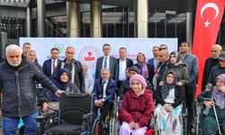 Diyarbakır'da engellilere akülü araç desteği: 100 engelli vatandaşın yüzü güldü