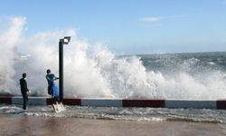 Bodrum-Kaş'ta fırtına etkisi: Balıkçılar ve denizciler dikkatli olmalı