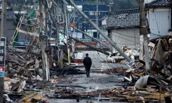 Japonya'yı sarsan depremde ölü sayısı 110'a çıktı