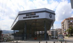 İzmir Karabağlar'da hangi pazar yeri nerede ve hangi gün açık?