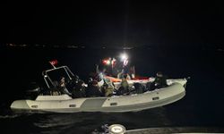 İzmir açıklarında 35 düzensiz göçmen kurtarıldı
