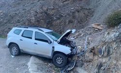 Gazetecileri taşıyan araç kaza yaptı: 1 ölü, 1 yaralı