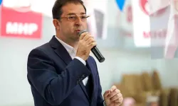 Cumhur İttifakı'nın Mersin Büyükşehir Belediye Başkan adayı Serdar Soydan oyunu kullandı