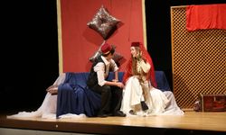 İlk modern tiyatro eserimiz nedir? Sahnelenen ilk Türk tiyatrosu nedir?