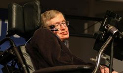 Stephen Hawking kimdir? Stephen Hawking hastalığı nedir, ne zaman öldü?