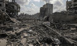 İsrail sivillerin sığındığı evleri vurdu: 14 ölü