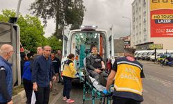 Antalya'da korkunç kaza: Otel servis aracı devrildi, 19 yaralı!