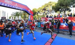 Maraton İzmir Avek'te kazananlar belli oldu