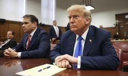 Trump'ın 'Sus Payı' davası: Savcılar Trump'ı hile ile suçluyor