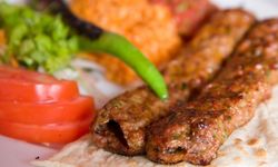 Adana'nın coğrafi işaretli ürünü Adana Kebabı nasıl yapılır? Adana Kebabı'nın özelliği nedir?