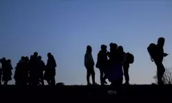 Balıkesir'de 33 düzensiz göçmen ve 1 organizatör yakalandı