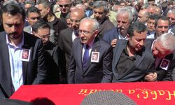 CHP Kayseri İl Başkanı Feyzullah Keskin'in oğlu son yolculuğuna uğurlandı