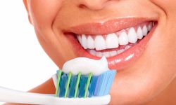 Dişler fırçalandıktan sonra ağız çalkalanır mı?