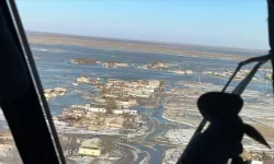 Kazakistan'ın köyleri su altında kaldı: Karların ani erimesi taşkınlara neden oldu