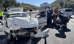 Manisa'da feci kaza: 3 kişi yaralandı