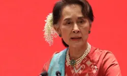 Myanmar'ın devrik lideri Aung San Suu Kyi kimdir?
