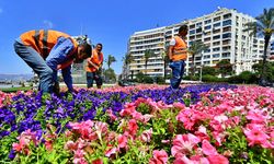 İzmir’de çiçek açmayan cadde ve meydan kalmayacak