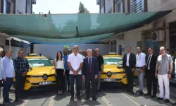Yeşil ulaşım için İzmir'de ilk adım: Elektrikli ticari taksiler yollarda
