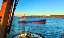 İstanbul Boğazı'nda gemi trafiği geçici olarak askıya alındı