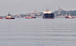 İstanbul Boğazı'nda gemi trafiği geçici olarak askıya alındı!