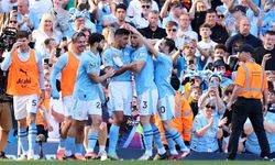 Üst üste 4. kez şampiyon: İngiltere Premier Lig'inde şampiyon Manchester City