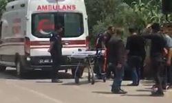 Antalya Serik'te motosiklet kazasında 2 genç yaralandı