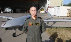 Deniz Kuvvetleri'nin tek kadın pilotu Nurşah Uyar kimdir?