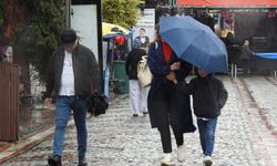 Edirne'de 19 Mayıs bereketi: Yağmur hem kutlamaları hem de tarlaları suladı!