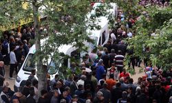 Gaziantep'te feci kazada hayatını kaybeden 9 kişi yan yana toprağa verildi