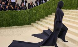 Met Gala'nın en çok konuşulan ismi Kim Kardashian: Sürpriz görünümü şoke etti!
