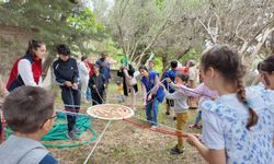 İzmir Vakıflar Bölge Müdürlüğü'nden bursiyer çocuklara piknik