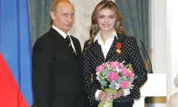 Vladimir Putin ve Alina Kabayeva sevgili mi?