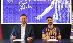 Emre Akbaba Eyüpspor'da: 2 yıllık sözleşme imzaladı