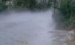 Sivas'ta yoğun yağış nedeniyle sokakları su bastı!