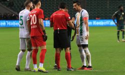 Kocaelispor -Şanlıurfaspor maçında penaltı krizi: Şanlıurfaspor maça çıkmadı!