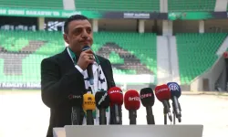 Sakaryaspor'da yönetim krizi: Oyuncular ayrılmak istiyor