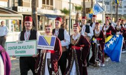 18. Uluslararası Balkanlılar Halk Dansları Festivali, renkli gösterilerle başladı